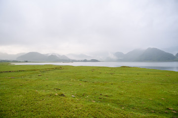 按揭买三十万左右的车三年时间月供多少