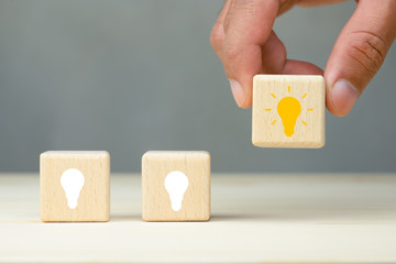 国产车方向盘紧