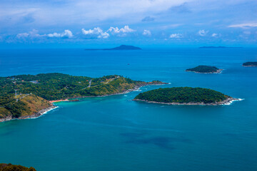李佳薇 冯天薇 于梦雨 是中国人吗
