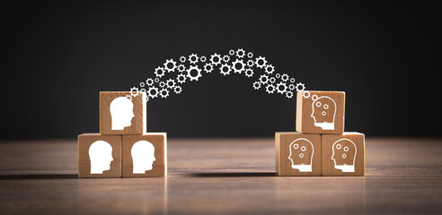 按揭买三十万左右的车三年时间月供多少