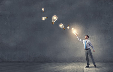 按揭买三十万左右的车三年时间月供多少